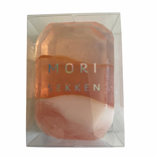 【支店在庫処分品】＜森石鹸＞宝石石鹸 ゴールデンオレンジ　さつまオレンジの香り 55g/1個